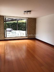 Casa de 4 alcobas en arriendo en San Jose De Bavaria, Bogotá, 330 m² · foto 16 de 18