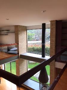 Casa de 4 alcobas en arriendo en San Jose De Bavaria, Bogotá, 330 m² · foto 3 de 18