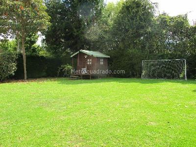 Casa de 4 alcobas en venta en San Simon, Bogotá, 380 m² · foto 12 de 12