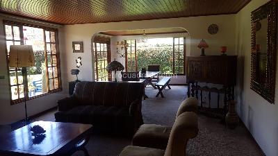 Casa de 4 alcobas en venta en San Jose De Bavaria, Bogotá, 350 m² · foto 4 de 8