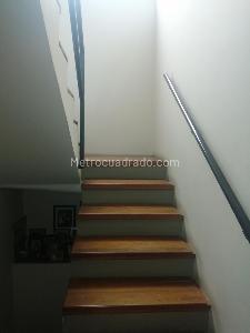 Casa de 3 alcobas en venta en San Jose De Bavaria, Bogotá, 220 m² · foto 7 de 8