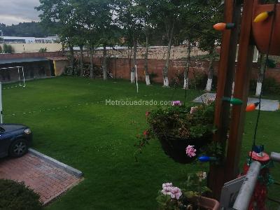 Casa de 3 alcobas en venta en San Jose De Bavaria, Bogotá, 220 m² · foto 8 de 8