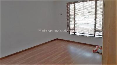 Casa de 3 alcobas en venta en San Jose De Bavaria, Bogotá, 336 m² · foto 15 de 15