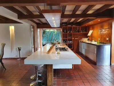 Casa de 5 alcobas en arriendo en San Jose De Bavaris, Bogotá, 780 m² · foto 10 de 20