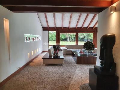 Casa de 5 alcobas en arriendo en San Jose De Bavaris, Bogotá, 780 m² · foto 4 de 20
