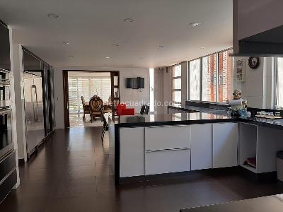 Casa de 4 alcobas en venta en San Jose De Bavaria, Bogotá, 700 m² · foto 12 de 20