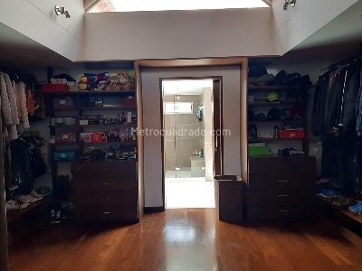 Casa de 4 alcobas en venta en San Jose De Bavaria, Bogotá, 700 m² · foto 7 de 20