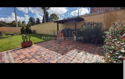Casa de 4 alcobas en venta en San Jose De Bavaria, Bogotá, 520 m² · foto 8 de 9