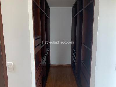 Casa de 5 alcobas en venta en San Simon, Bogotá, 490 m² · foto 18 de 20