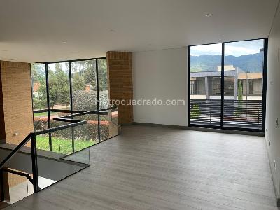 Casa de 4 alcobas en venta en San Sebastian, Bogotá, 500 m² · foto 9 de 20