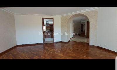 Casa de 4 alcobas en venta en San Jose De Bavaria, Bogotá, 500 m² · foto 11 de 15