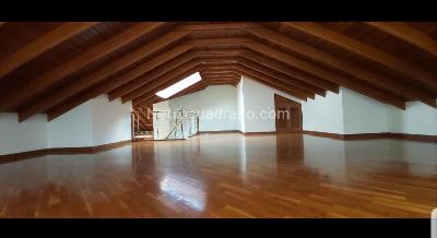 Casa de 4 alcobas en venta en San Jose De Bavaria, Bogotá, 500 m² · foto 2 de 15