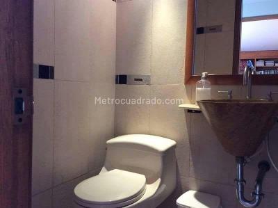 Casa de 4 alcobas en venta en San Jose De Bavaria, Bogotá, 266 m² · foto 11 de 12