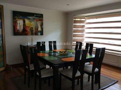 Casa de 4 alcobas en venta en San Jose De Bavaria, Bogotá, 266 m² · foto 4 de 12