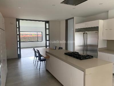 Casa de 5 alcobas en venta en San Sebastian, Bogotá, 500 m² · foto 19 de 20