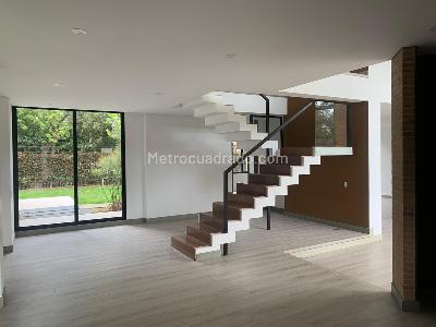 Casa de 5 alcobas en venta en San Sebastian, Bogotá, 500 m² · foto 5 de 20