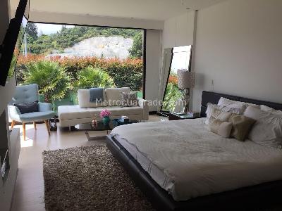 Casa de 5 alcobas en venta en San Jose De Bavaria, Bogotá, 540 m² · foto 11 de 13