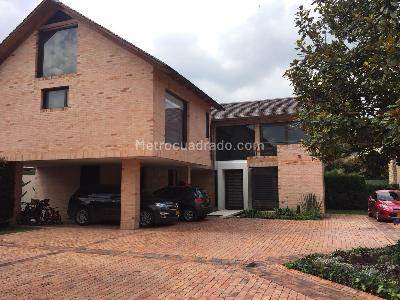 Casa de 4 alcobas en venta en San Jose De Bavaria, Bogotá, 540 m² · foto 12 de 15