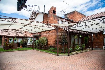 Casa de 4 alcobas en venta en San Jose De Bavaria, Bogotá, 350 m² · foto 17 de 17