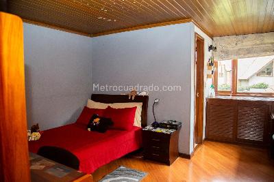 Casa de 5 alcobas en venta en San Jose De Bavaria, Bogotá, 350 m² · foto 11 de 12