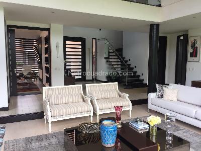 Casa de 4 alcobas en venta en San Jose De Bavaria, Bogotá, 600 m² · foto 8 de 15