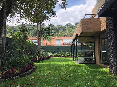 Casa de 4 alcobas en venta en San Jose De Bavaria, Bogotá, 580 m² · foto 6 de 7