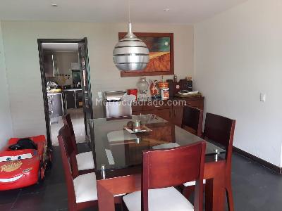 Casa en venta en San Jose De Bavaria, Bogotá · foto 2 de 9