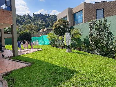 Casa en venta en San Jose De Bavaria, Bogotá · foto 7 de 9
