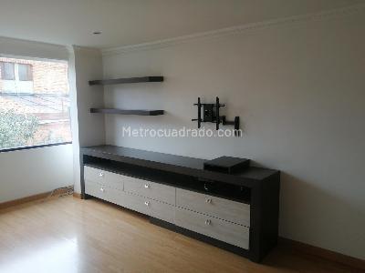 Casa de 4 alcobas en venta en San Jose De Bavaria, Bogotá, 220 m² · foto 5 de 11