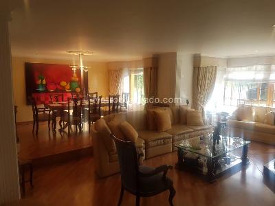 Casa de 4 alcobas en venta en San Jose De Bavaria, Bogotá, 350 m² · foto 7 de 9