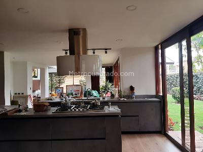 Casa de 4 alcobas en venta en San Jose De Bavaria, Bogotá, 540 m² · foto 3 de 13