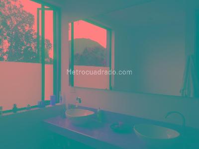 Casa de 4 alcobas en venta en Via Cota, Bogotá, 350 m² · foto 10 de 11