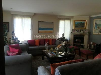 Casa de 4 alcobas en venta en San, Bogotá, 260 m² · foto 7 de 9