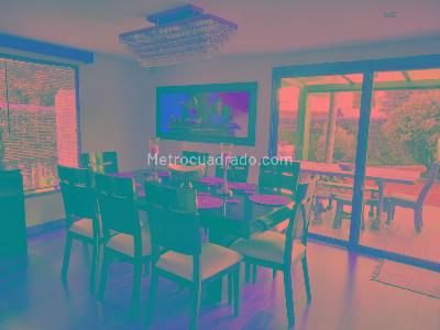 Casa de 4 alcobas en venta en San Jose De Bavaria, Bogotá, 450 m² · foto 1 de 7