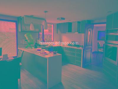 Casa de 4 alcobas en venta en San Jose De Bavaria, Bogotá, 450 m² · foto 12 de 20
