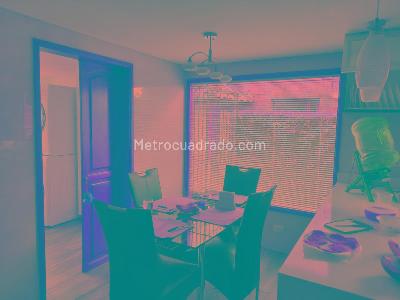 Casa de 4 alcobas en venta en San Jose De Bavaria, Bogotá, 450 m² · foto 16 de 20