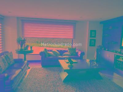 Casa de 4 alcobas en venta en San Jose De Bavaria, Bogotá, 450 m² · foto 9 de 20