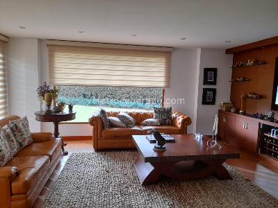 Casa de 4 alcobas en venta en San Jose De Bavaria, Bogotá, 450 m² · foto 13 de 18