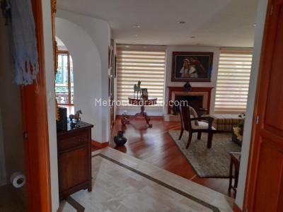 Casa de 4 alcobas en venta en San Jose De Bavaria, Bogotá, 450 m² · foto 18 de 18