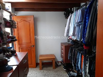 Casa de 4 alcobas en venta en San Jose De Bavaria, Bogotá, 450 m² · foto 6 de 18