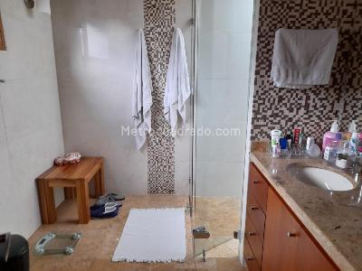 Casa de 4 alcobas en venta en San Jose De Bavaria, Bogotá, 450 m² · foto 7 de 18