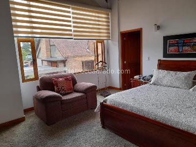 Casa de 4 alcobas en venta en San Jose De Bavaria, Bogotá, 450 m² · foto 8 de 18
