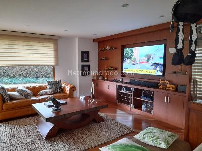 Casa de 4 alcobas en venta en San Jose De Bavaria, Bogotá, 420 m² · foto 9 de 15