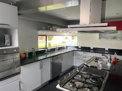 Casa de 5 alcobas en venta en San Jose De Bavaria, Bogotá, 450 m² · foto 7 de 16