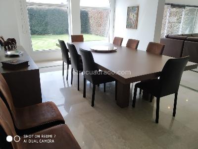 Casa de 4 alcobas en venta en San Jose De Bavaria, Bogotá, 500 m² · foto 2 de 10