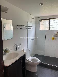 Casa de 5 alcobas en venta en San, Bogotá, 400 m² · foto 12 de 16