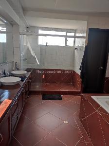 Casa de 4 alcobas en venta en San Jose De Bavaria, Bogotá, 570 m² · foto 17 de 18