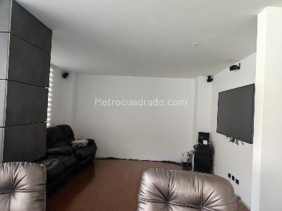 Casa de 4 alcobas en venta en San Jose De Bavaria, Bogotá, 570 m² · foto 4 de 18
