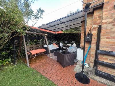 Casa de 4 alcobas en venta en San Jose De Bavaria, Bogotá, 237 m² · foto 6 de 11