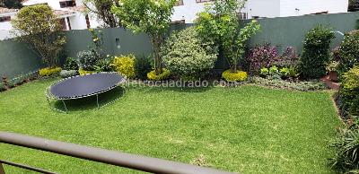 Casa de 5 alcobas en venta en San Jose De Bavaria, Bogotá, 580 m² · foto 1 de 12